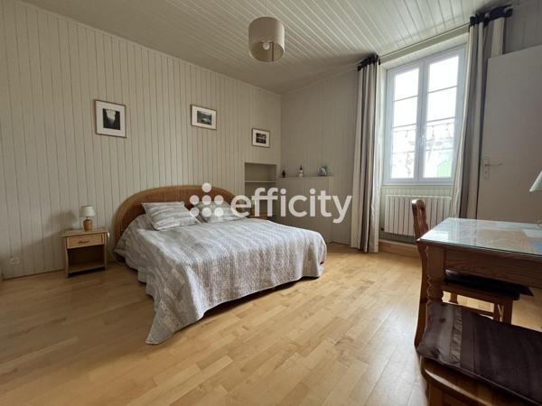 Maison 10 pièces - 235 m²