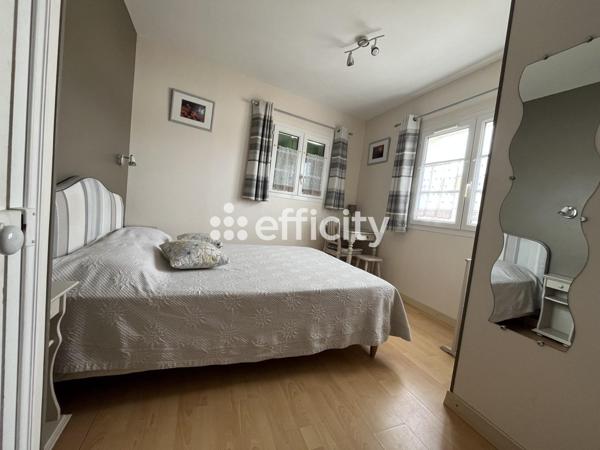 Maison 10 pièces - 235 m²