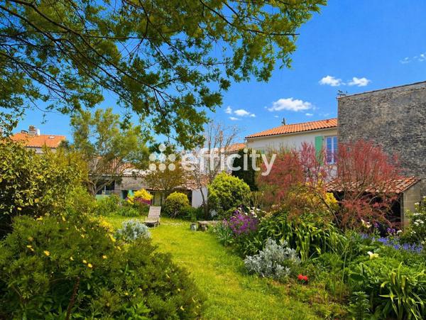 Maison 10 pièces - 235 m²