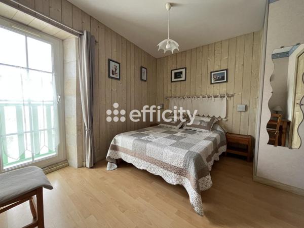 Maison 10 pièces - 235 m²