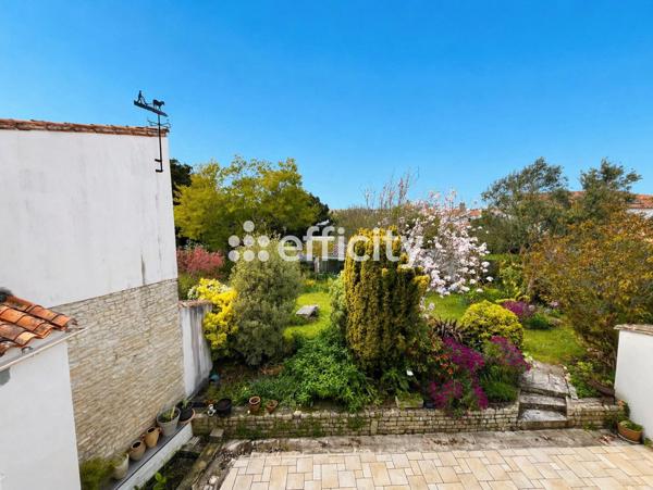 Maison 10 pièces - 235 m²