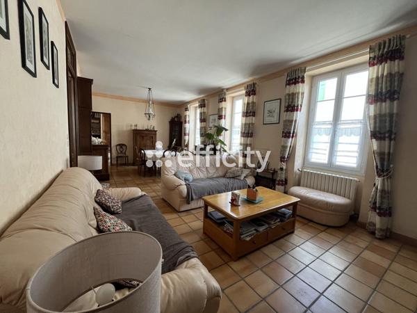 Maison 10 pièces - 235 m²