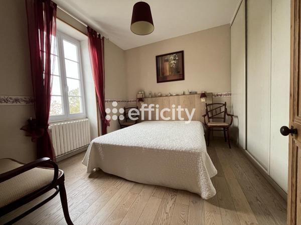 Maison 10 pièces - 235 m²