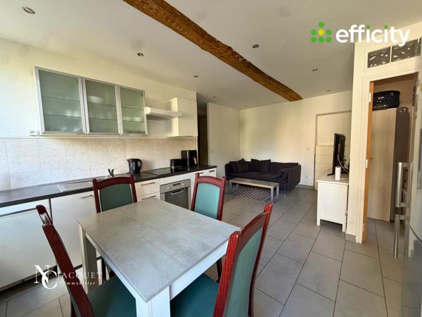 Appartement
         3 pièces
        - 48 m² Exclusivité 239 000 € *