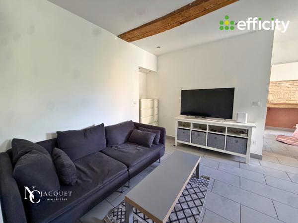 Appartement
         3 pièces
        - 48 m² Exclusivité 239 000 € *