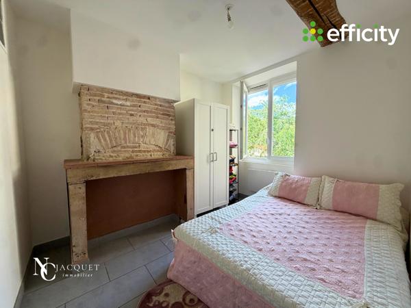 Appartement
         3 pièces
        - 48 m² Exclusivité 239 000 € *