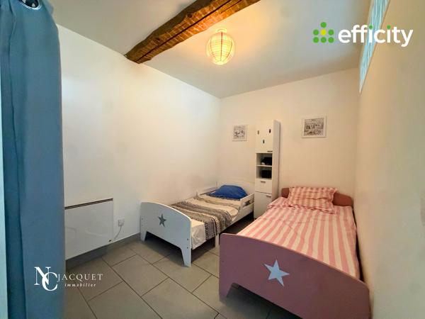 Appartement
         3 pièces
        - 48 m² Exclusivité 239 000 € *