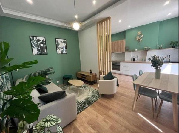 T2 de haut standing meublé à La Joliette, refait à neuf par décorateur, à deux pas de la Major et du front de mer.