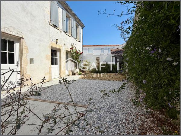 Maison de ville en centre de St Pierre d'Oléron