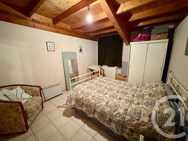 Maison à vendre  4 pièces - 90 m 2   MESCHERS SUR GIRONDE  - 17