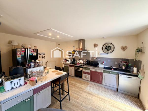 Ferme en pierre 4 pièces 118m² avec dépendances