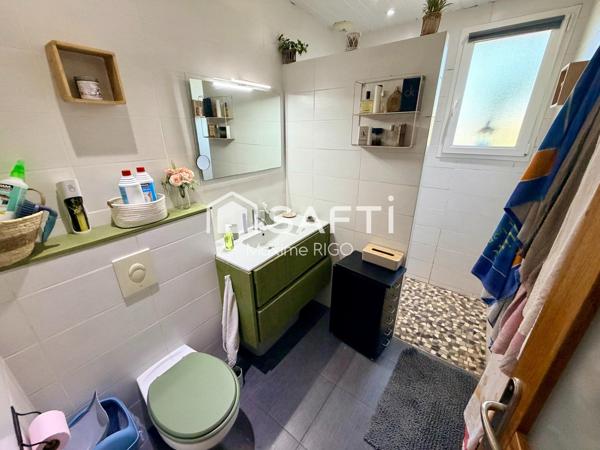 Ferme en pierre 4 pièces 118m² avec dépendances