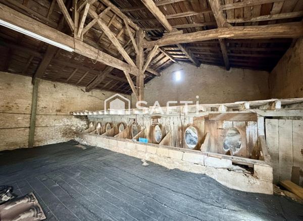 Ferme en pierre 4 pièces 118m² avec dépendances