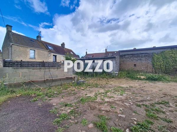 A VENDRE Bâtiment à renover Courseulles Sur Mer (14470) COURSEULLES SUR MER