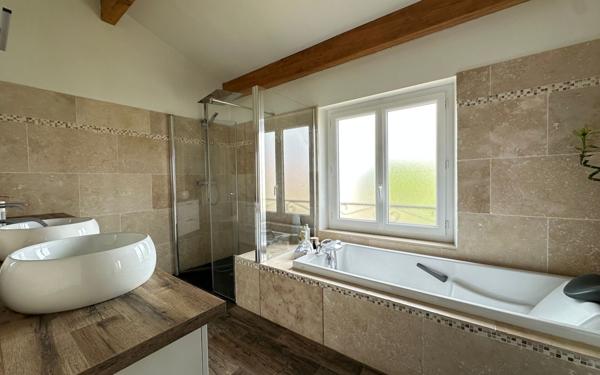 Maison à vendre    6 pièces •  Seysses