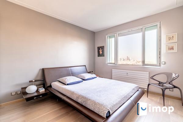 Appartement rénové Frontière Suresnes / Saint-Cloud