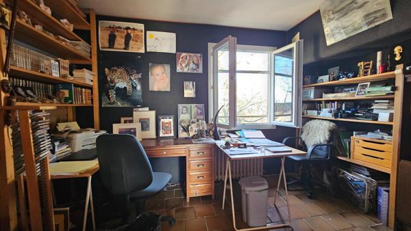 Maison 136m2 - 3 chambres - un bureau - sous sol - garage