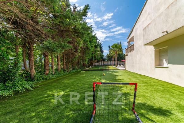 Mas néo-provençal de 400m2 dans un écrin de Verdure