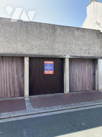 CALAIS - SECTEUR MOLLIEN - GARAGE