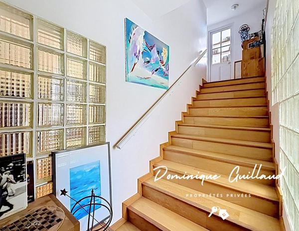 Nîmes Arènes -Duplex 5 piècès 173 m2 avec terrasse et loggia de 50m2
