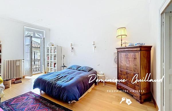 Nîmes Arènes -Duplex 5 piècès 173 m2 avec terrasse et loggia de 50m2