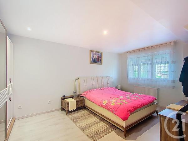 Maison à vendre  6 pièces - 150 m2 ST ETIENNE DU ROUVRAY - 76