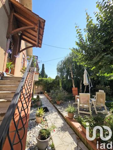 Maison à vendre 8 pièces 220 m² Saint-Juéry