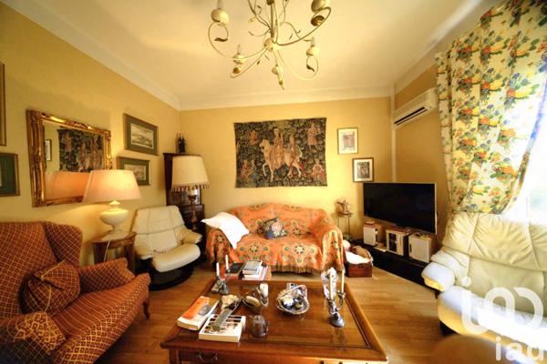 Maison à vendre 8 pièces 220 m² Saint-Juéry