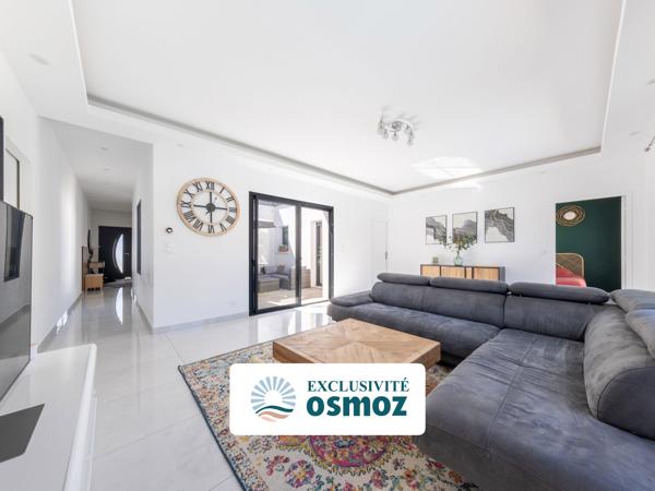 Maison contemporaine avec piscine au cœur de Dompierre-sur-Mer !