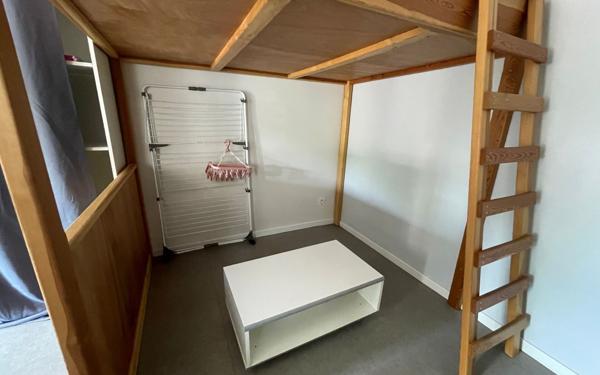 Appartement à louer    1 pièce •  Rive-de-Gier