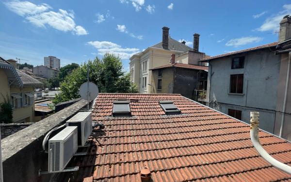 Appartement à louer    1 pièce •  Rive-de-Gier