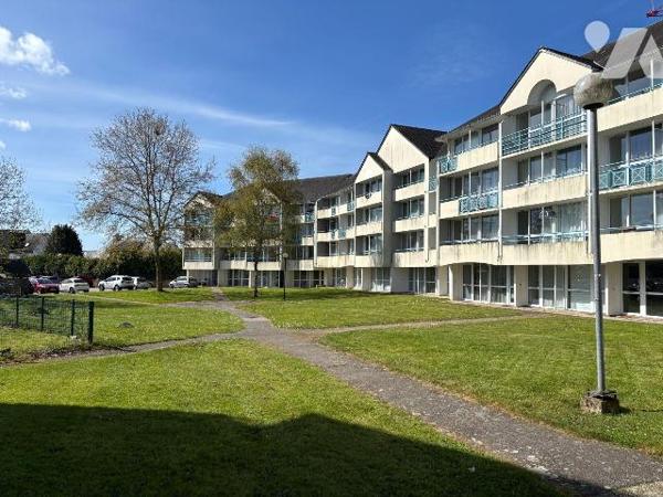 NOUVEAUTE ! EXCUSIVITÉ Trente-Cinq Notaires - VANNES - Jardins des Universités

Venez découvr...