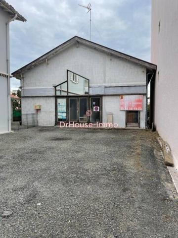 Commerce à vendre 5 pièces de 270 m²