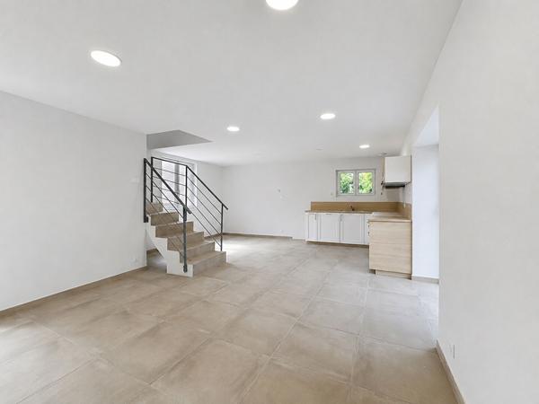 Maison neuve T4 avec terrasse et garage ? Secteur calme