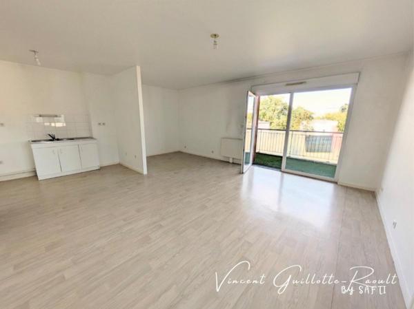 Appartement T2 de 53 m²-Place de Stationnement Privée