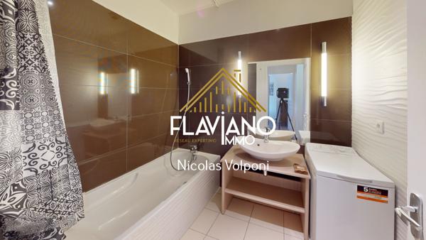 Appartement T4 93m2 + Garage Jausiers (04850)