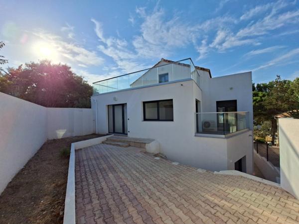 🌞 COMME UNE VILLA SUSPENDU ... DES TERRASSES À PERTE DE VUE ET LE CHARME D'UNE DEMEURE DE CARACTÈRE