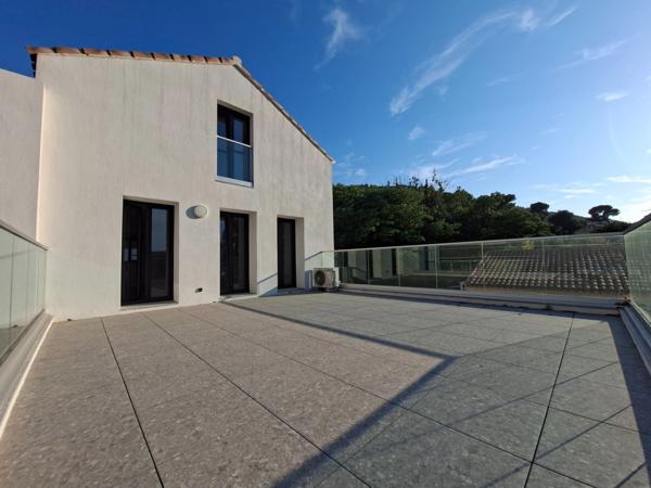 🌞 COMME UNE VILLA SUSPENDU ... DES TERRASSES À PERTE DE VUE ET LE CHARME D'UNE DEMEURE DE CARACTÈRE