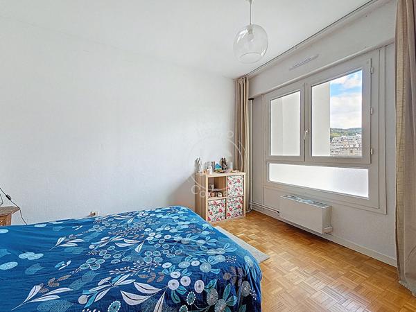 BAISSE DE PRIX - Appartement 76m² 4 pièces + cuisine - Secteur BELLEVUE - Saint etienne