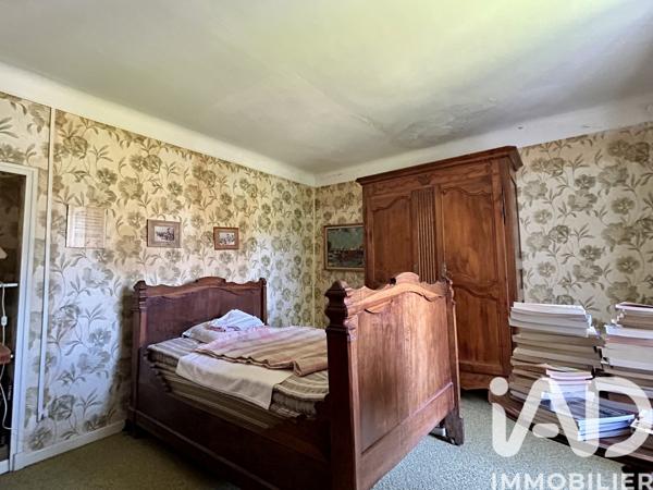 Maison à vendre 8 pièces 180 m² Châteauneuf-de-Gadagne