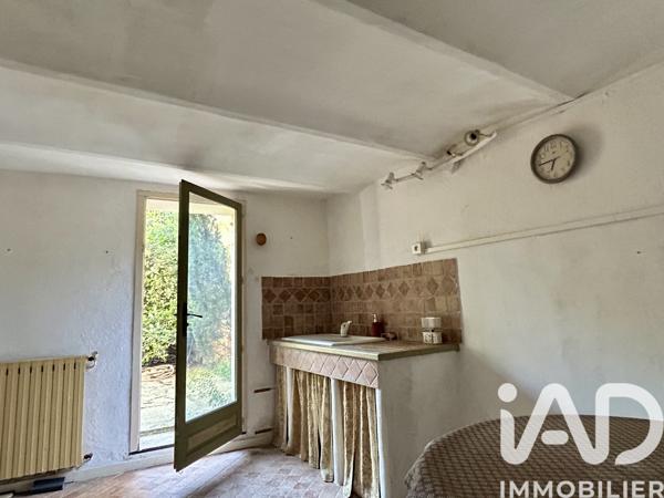 Maison à vendre 8 pièces 180 m² Châteauneuf-de-Gadagne