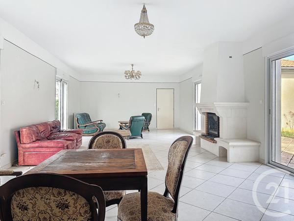 Maison à vendre  5 pièces - 165,90 m2 LES ISSARDS - 09