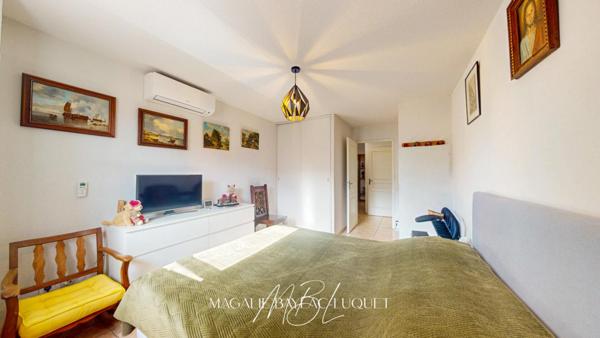 APPARTEMENT T4 - GARAGE - PISCINE - TERRASSES