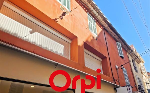Appartement à vendre    2 pièces • 24,46 m2 Bandol