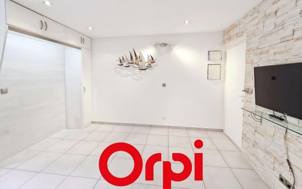 Appartement à vendre    2 pièces • 24,46 m2 Bandol