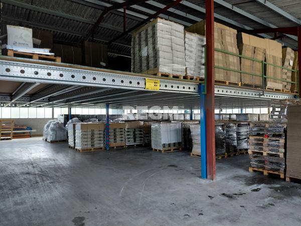Thiviers (24800) BATIMENTS INDUSTRIEL OU ARTISANAUX OU COMMERCIAUX