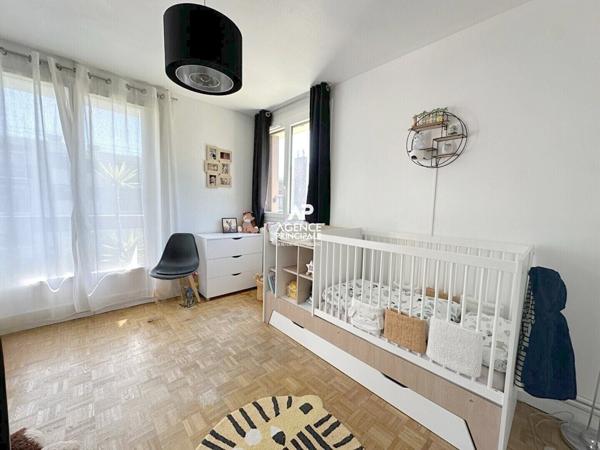 Chaville - Etang de Brisemiche - Beau 3 pièces avec balcon 365 000 € **  - Référence  697-C