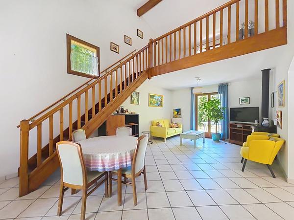 Maison 6 pièces 140.75 m2
