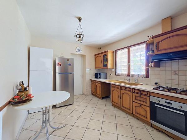 Maison 6 pièces 140.75 m2
