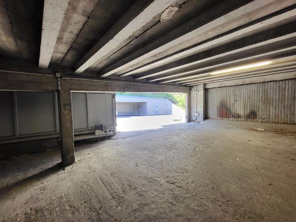 Garage / box ferme Centre-ville Chambery 21.64 m2 a proximite de la prefecture